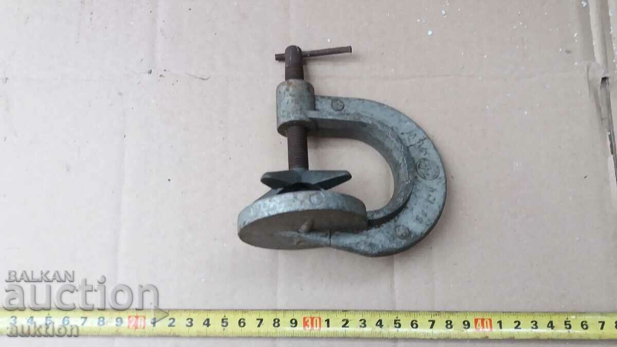 clamp, vulcanizer - working with price 7.99 BGN | € 4.09 clamp, vulcanizer - working with price 7.99 BGN | € 4.09