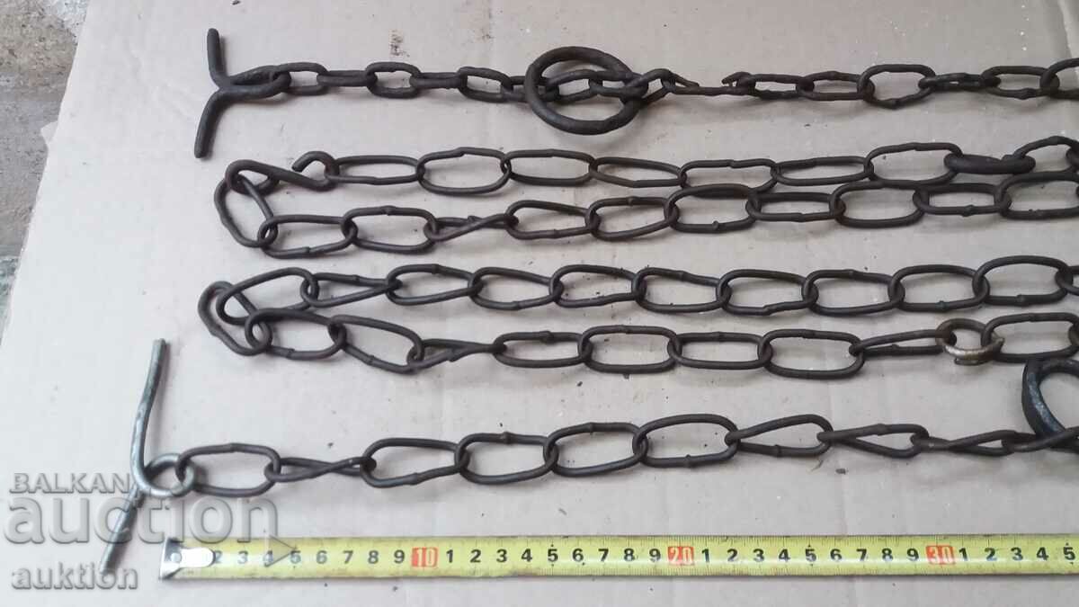 Delivery of old long chain shackles Delivery of old long chain shackles
