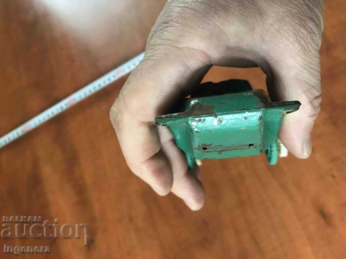 Delivery of TOY OLD TIN! Delivery of TOY OLD TIN!