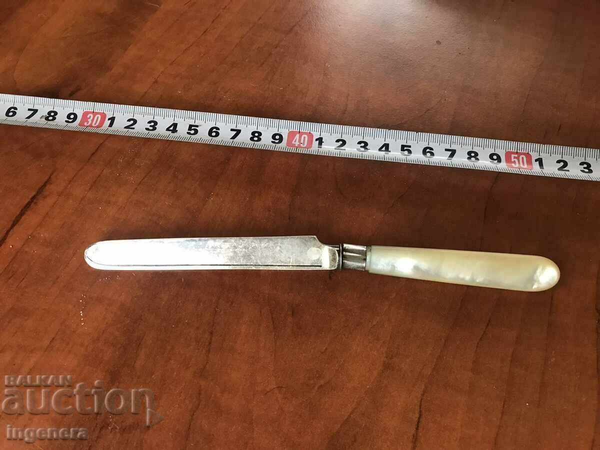 KNIFE SERVICE ORNAMENTS MOTHER OF PEARL SILVER PLATED - 6 KNIFE SERVICE ORNAMENTS MOTHER OF PEARL SILVER PLATED - 6