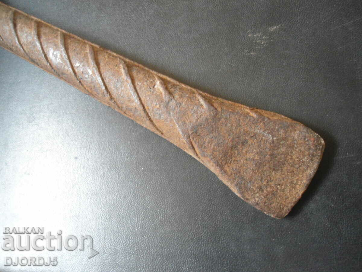 Old cutter, 2.070 kg with price 8.00 BGN | € 4.09 Old cutter, 2.070 kg with price 8.00 BGN | € 4.09