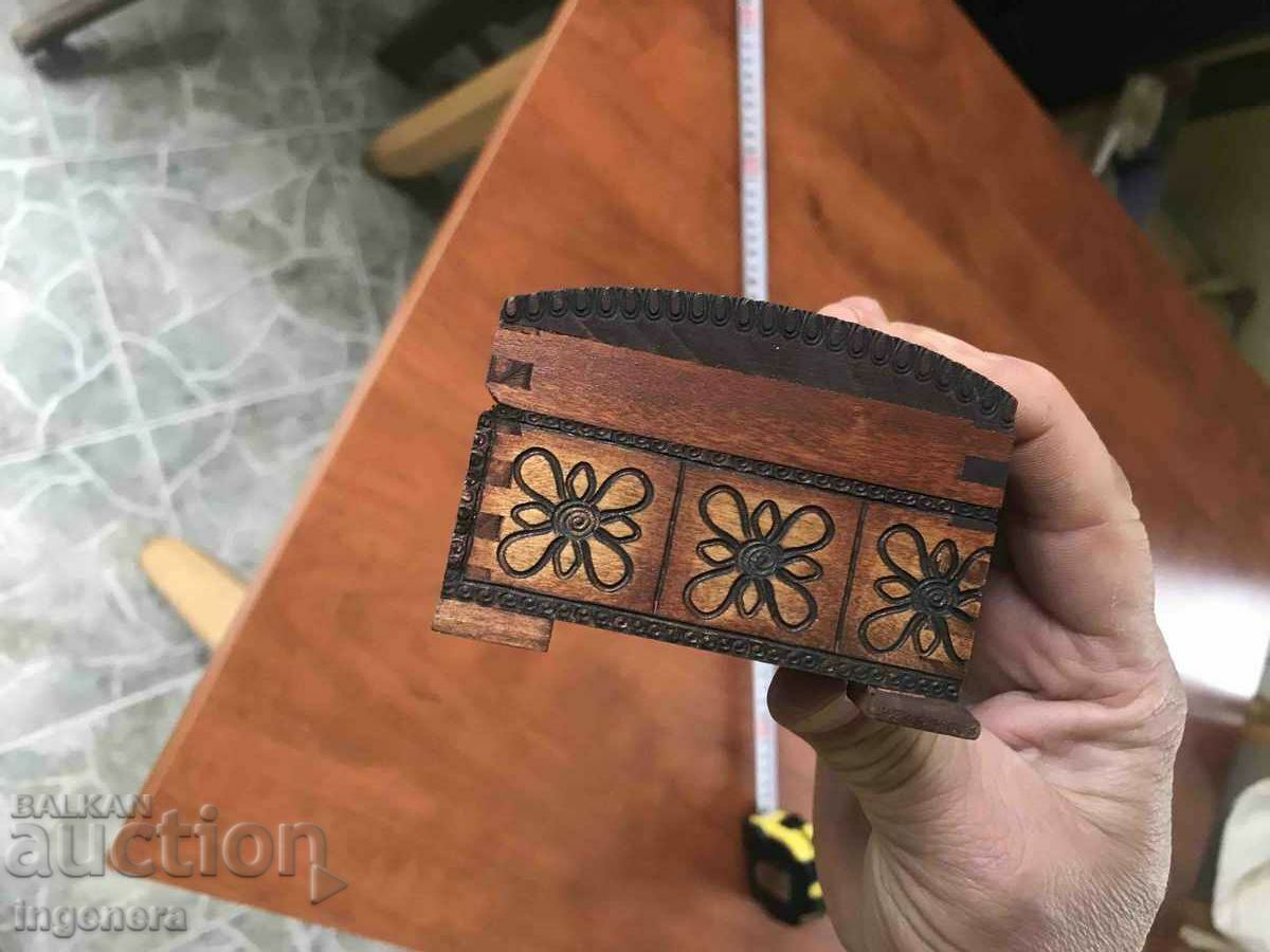 КУТИЯ ДЪРВО ЗА БИЖУТА САНДЪЧЕ РИСУНЪК ПИРОГРАФ ОТ СОЦА МОСТР - 6 КУТИЯ ДЪРВО ЗА БИЖУТА САНДЪЧЕ РИСУНЪК ПИРОГРАФ ОТ СОЦА МОСТР - 6