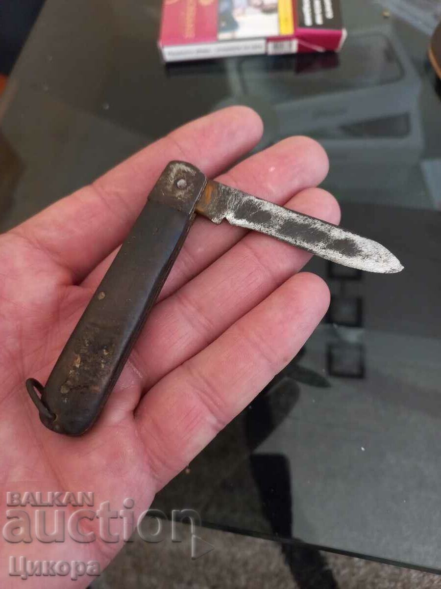 OLD BULGARIAN KNIFE FOLDING LEG with price 50.00 BGN | € 25.56