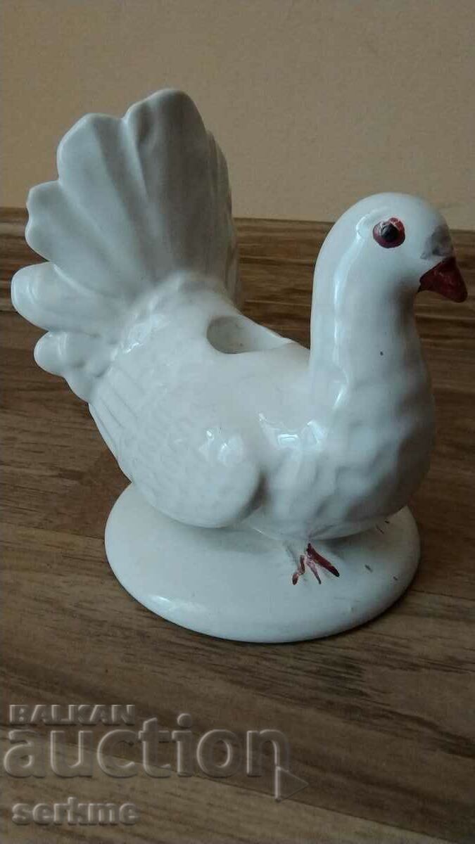 Auction Porcelain figure Auction Porcelain figure