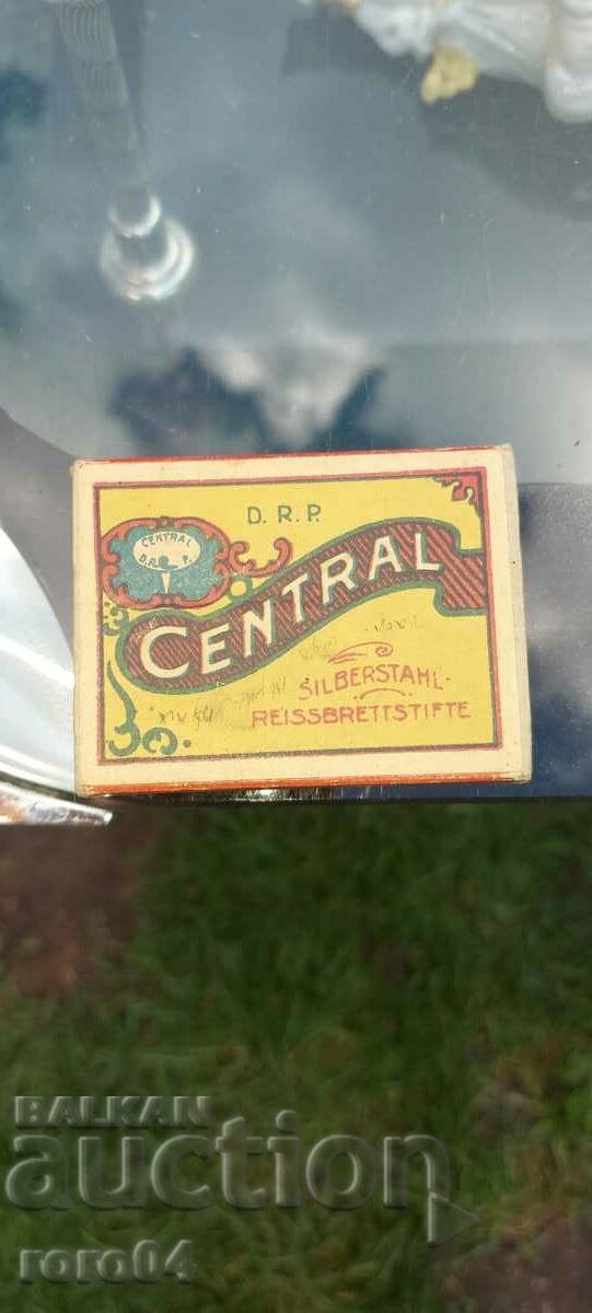 CARDBOARD BOX - D.R.P. - WWII