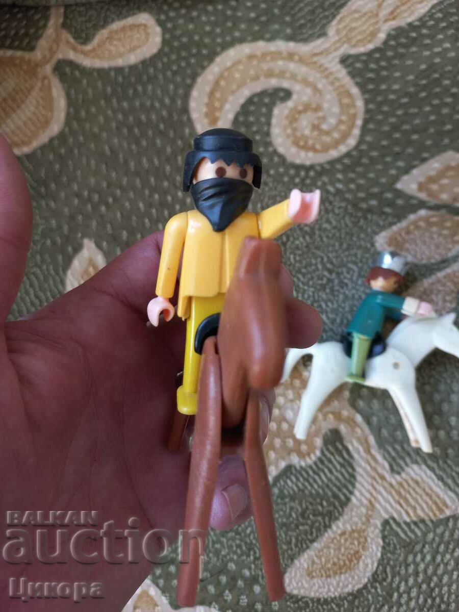 Delivery of OLD TOY HORSEMAN SOLDIER-2 pcs. Delivery of OLD TOY HORSEMAN SOLDIER-2 pcs.