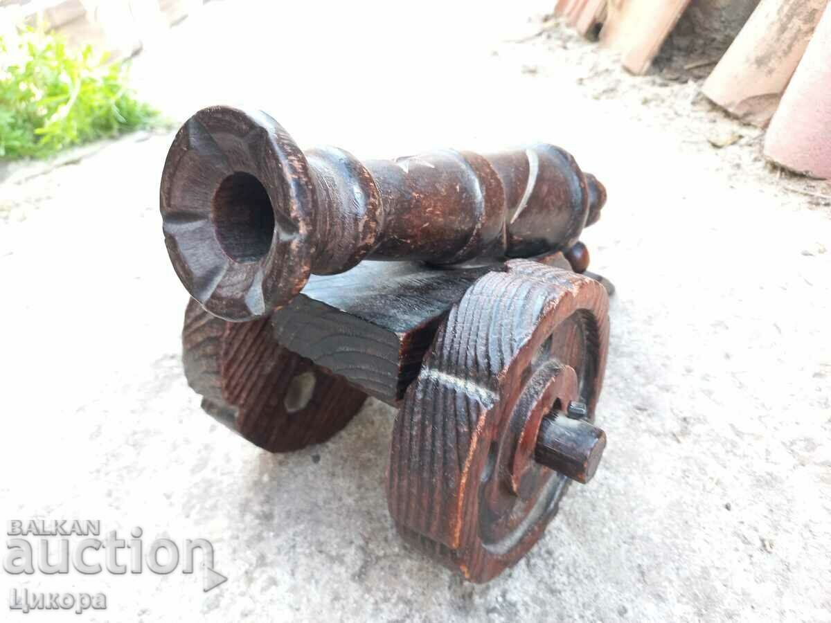 WOOD TOP CHERRY BALL with price 180.00 BGN | € 92.03 WOOD TOP CHERRY BALL with price 180.00 BGN | € 92.03