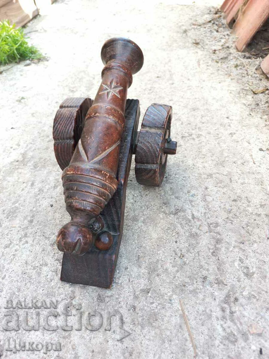 WOOD TOP CHERRY BALL - 5 WOOD TOP CHERRY BALL - 5