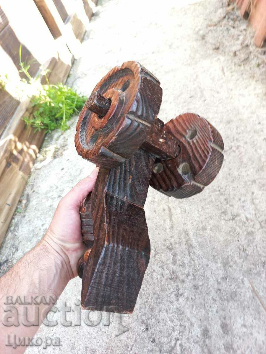 WOOD TOP CHERRY BALL - 6 WOOD TOP CHERRY BALL - 6