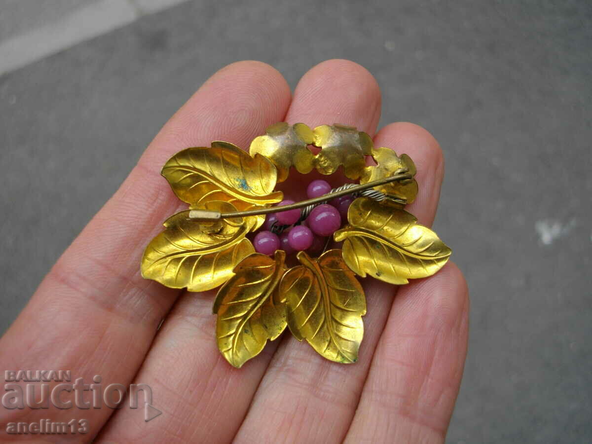 СТАРА БРОШКА - 5 СТАРА БРОШКА - 5