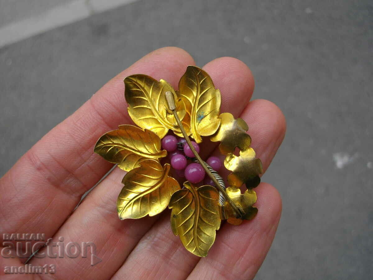 СТАРА БРОШКА - 6 СТАРА БРОШКА - 6