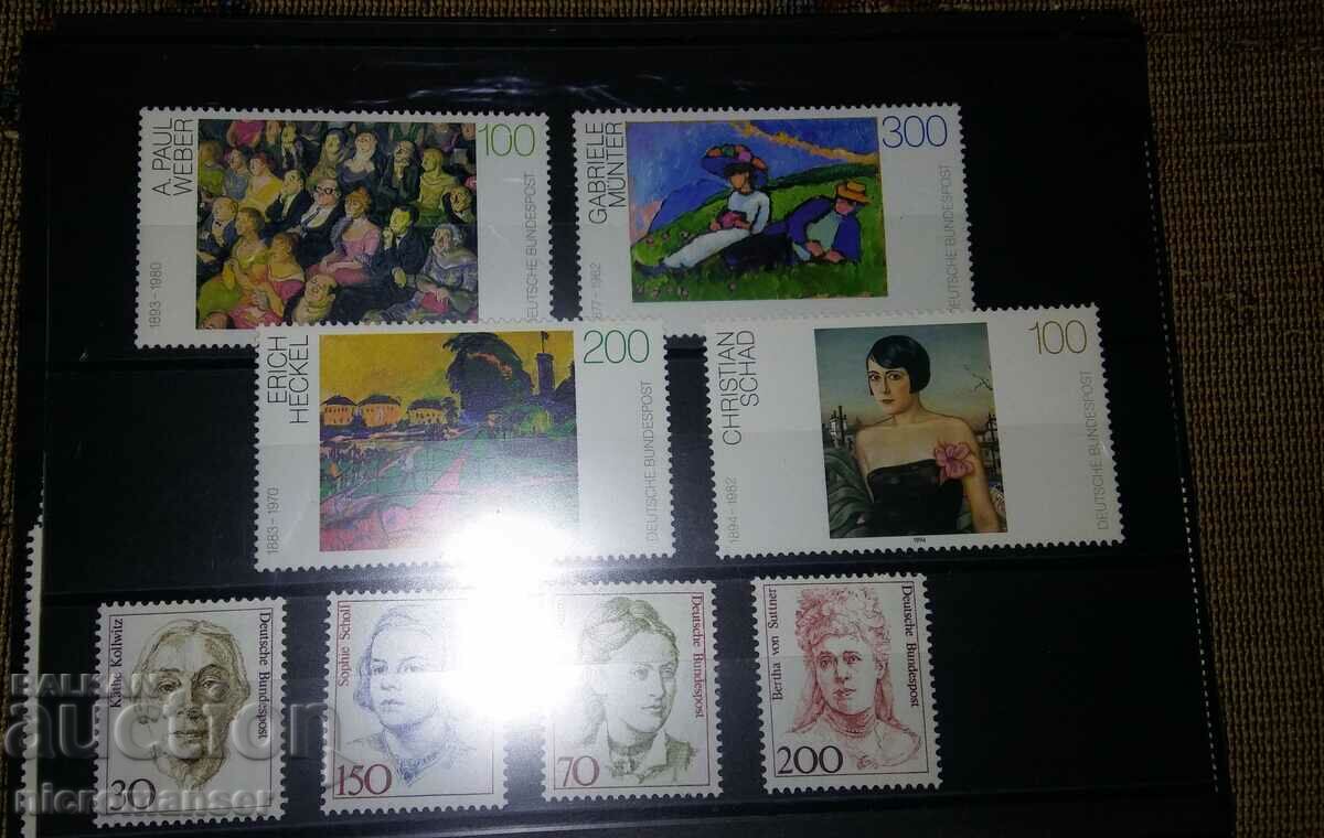 Stamps with a carnet, read the description!