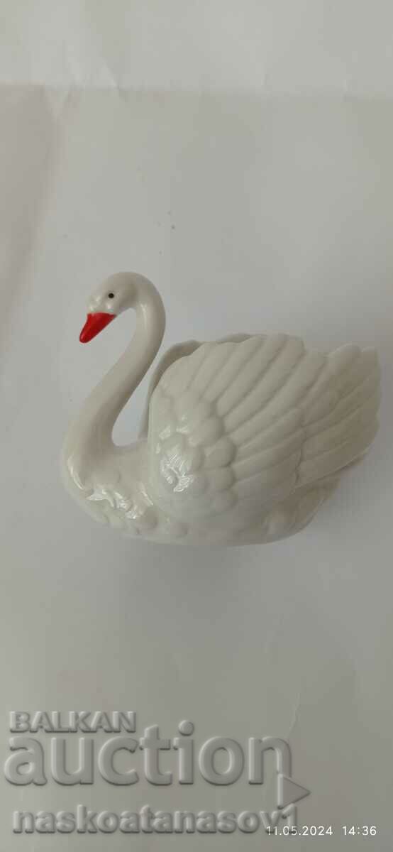 Goebel porcelain swan figurine