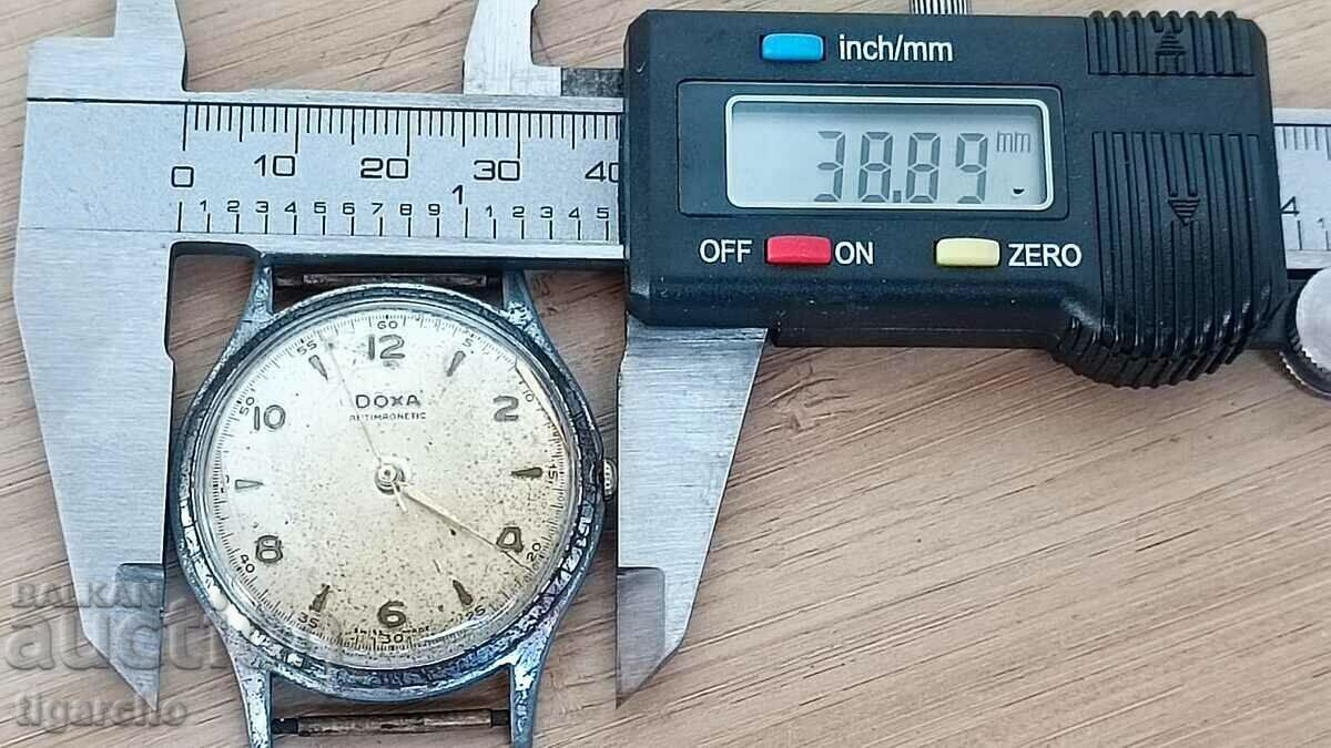 Часовник DOXA с цена 100.00 лв. | € 51.13 Часовник DOXA с цена 100.00 лв. | € 51.13