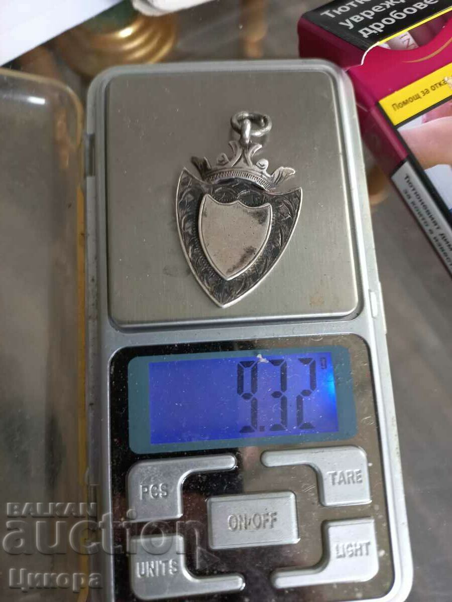 Delivery of OLD SILVER ROYAL MEDAL OF THE ORDER OF SPORTS