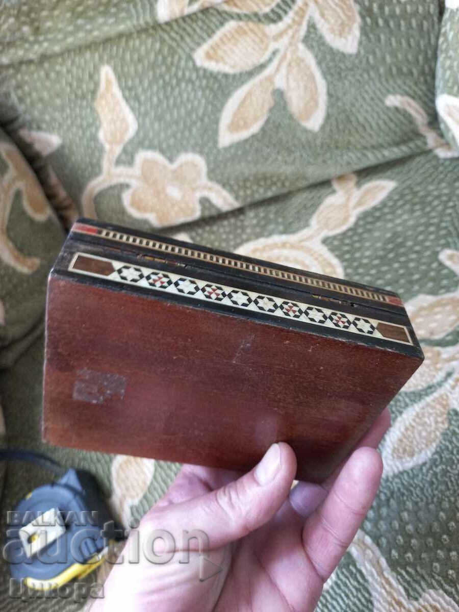 Delivery of OLD WOODEN BOX WITH MOTHER OF PEARL