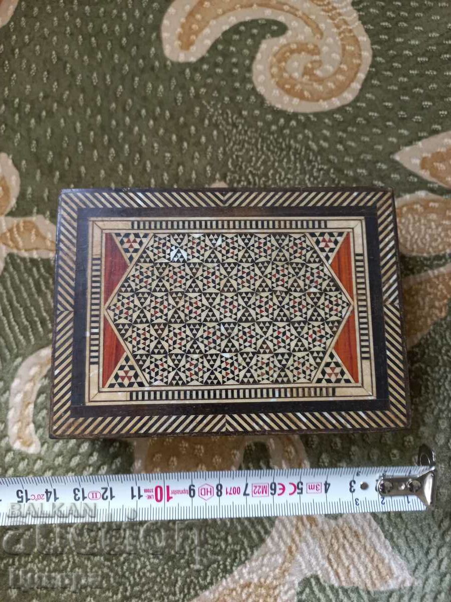 OLD WOODEN BOX WITH MOTHER OF PEARL - 5