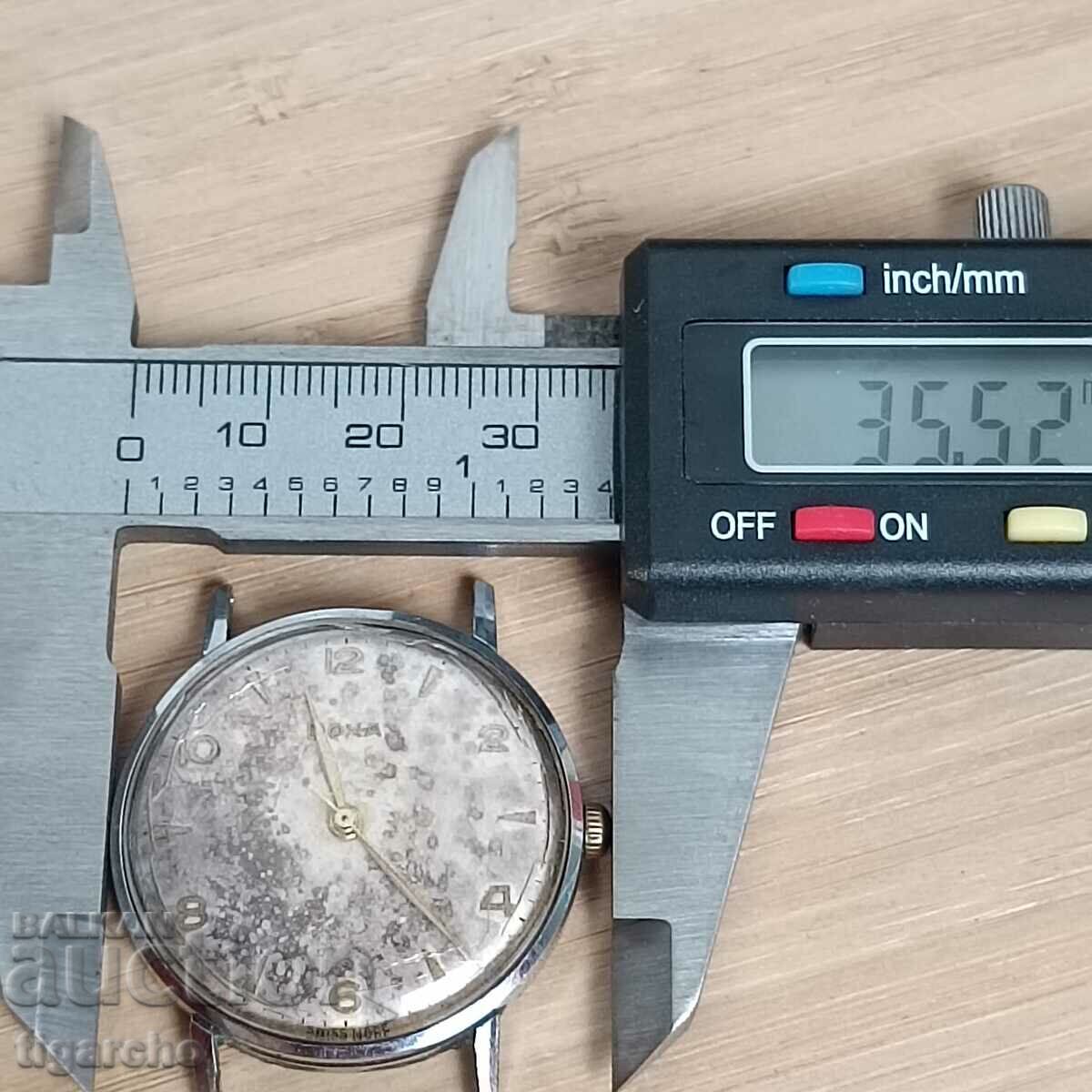 Delivery of DOXA watch Delivery of DOXA watch