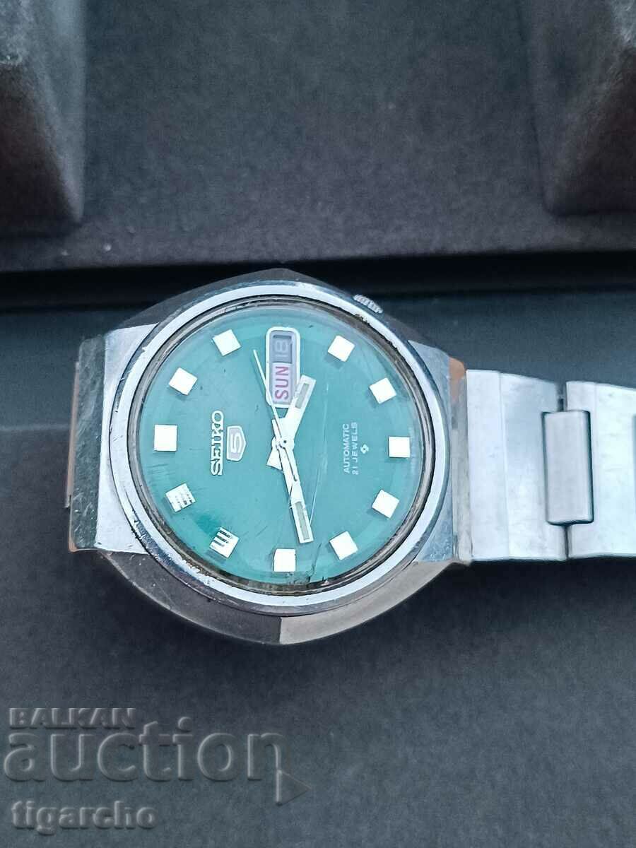 Seiko5 watch with price 120.00 BGN | € 61.36 Seiko5 watch with price 120.00 BGN | € 61.36