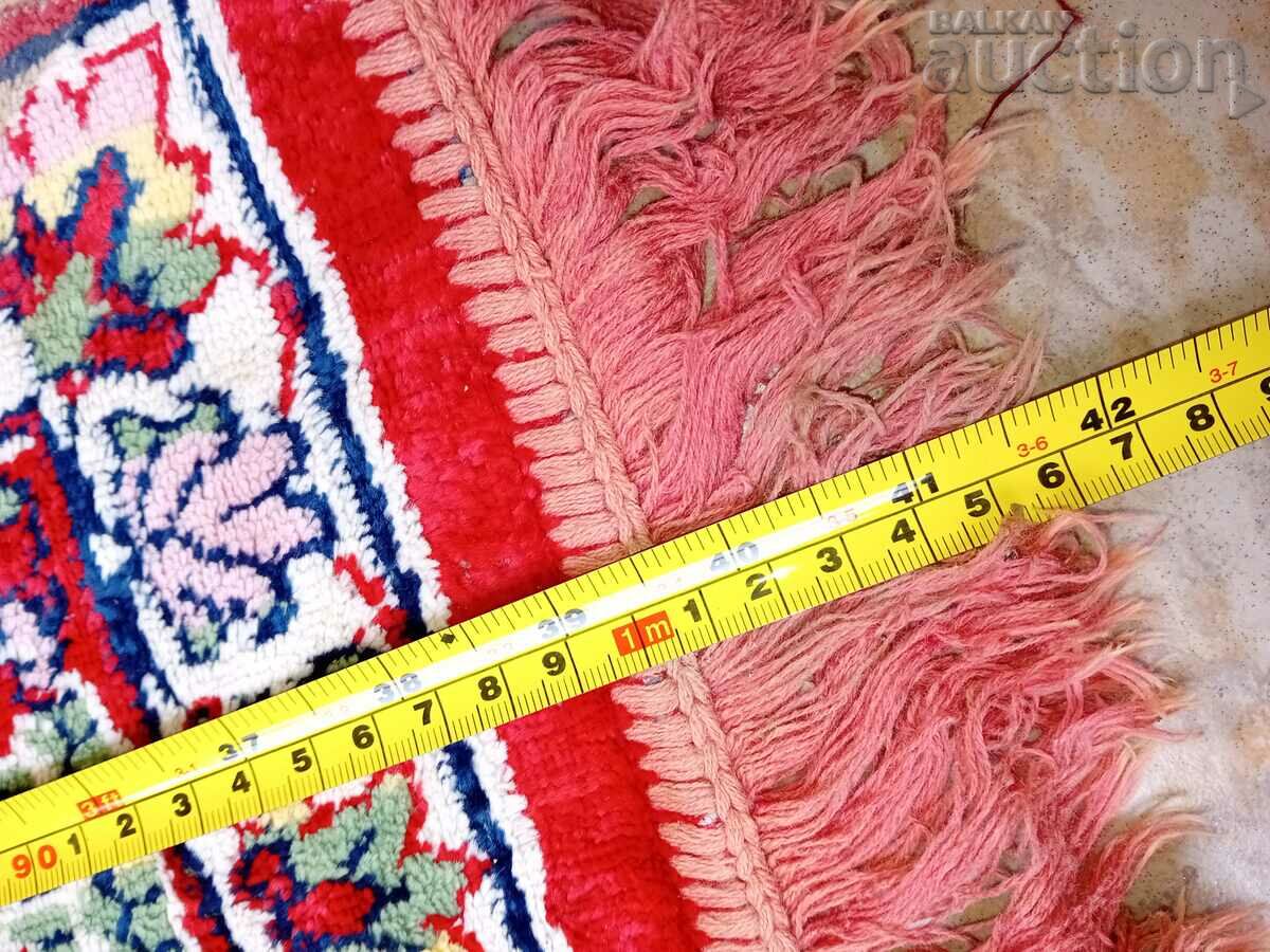 Delivery of antique prayer rug Delivery of antique prayer rug