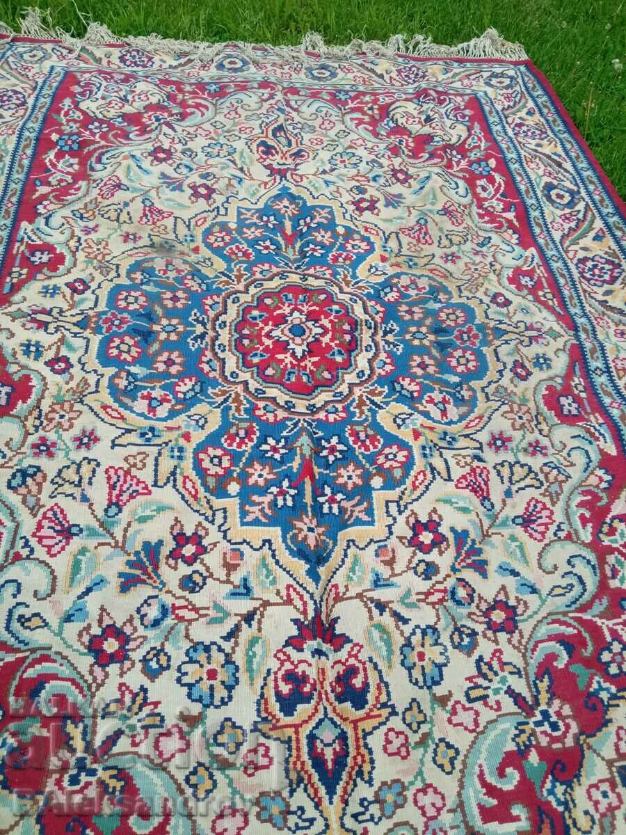 a large Kotlen carpet - 6 a large Kotlen carpet - 6