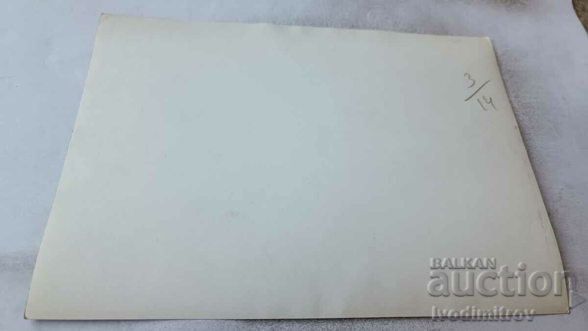 Picture Slim men in front of a general and officers with price 2.85 BGN | € 1.46 Picture Slim men in front of a general and officers with price 2.85 BGN | € 1.46