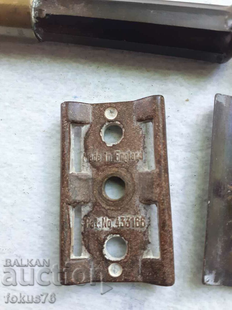 Доставка на Стара английска самобръсначка бакелит и бронз Доставка на Стара английска самобръсначка бакелит и бронз