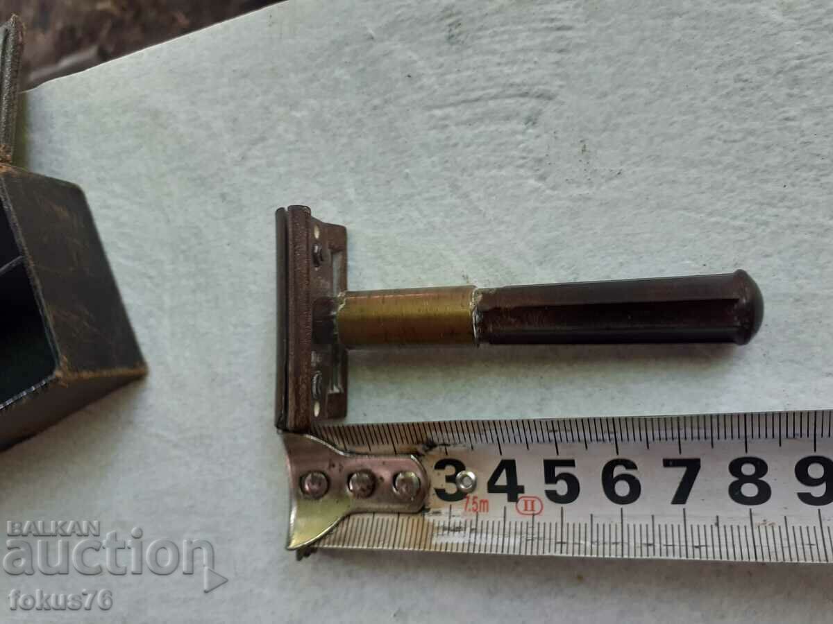 Стара английска самобръсначка бакелит и бронз - 6 Стара английска самобръсначка бакелит и бронз - 6