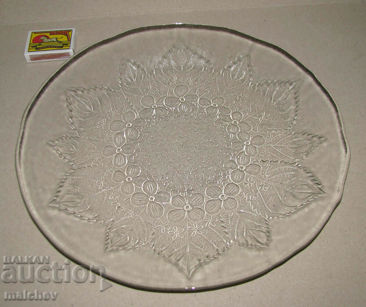 Large old plate 29 cm colorless transparent glass preserved