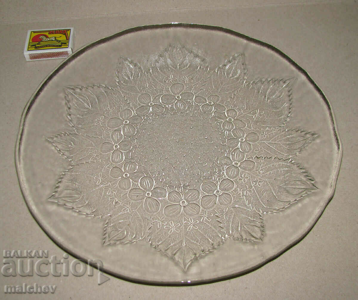 Large fine plate 29 cm colorless clear glass preserved