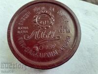 An old bakelite tin of shoe cream Lach