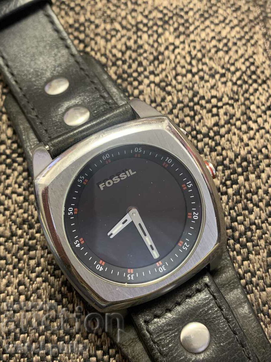 Fossil branded men's watch. It works.