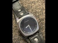 Fossil branded men's watch. It works.