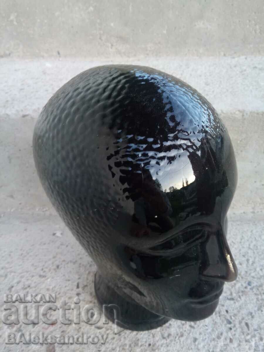 Auction  Glass head, hat mannequin