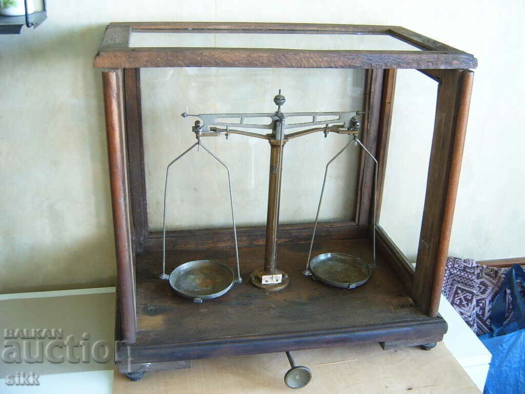 Laboratory scale precision with price 120.00 BGN | € 61.36 Laboratory scale precision with price 120.00 BGN | € 61.36