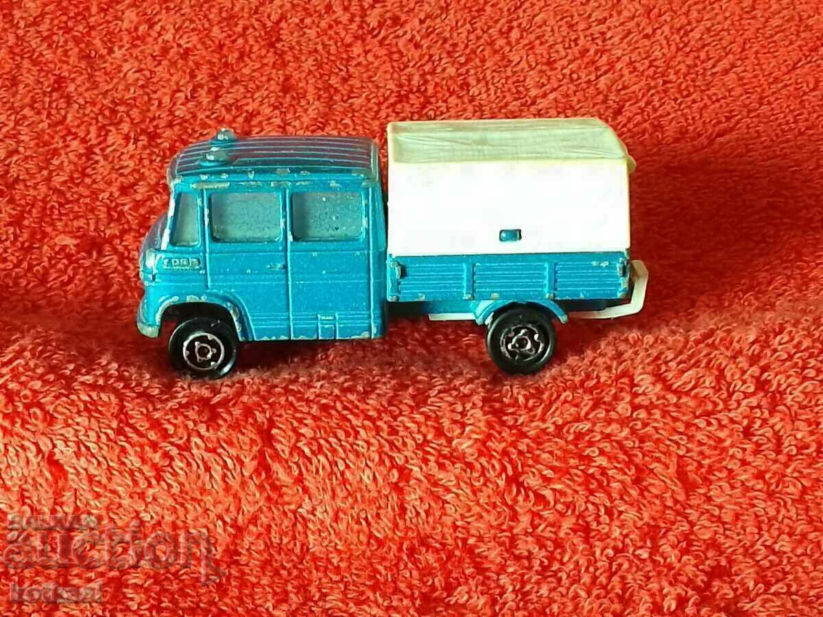Old bus metal van France Mercedes MAJORETTE with price 35.50 BGN | € 18.15 Old bus metal van France Mercedes MAJORETTE with price 35.50 BGN | € 18.15