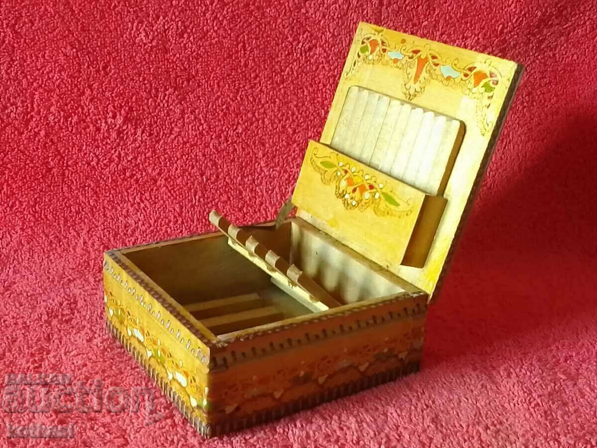 Стара дървена кутия за цигари пирографирана Табакера - 5