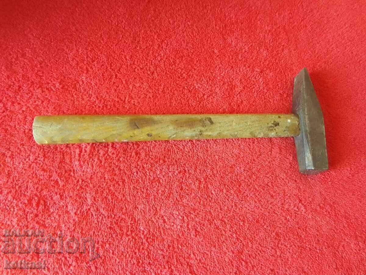 Ciocan de metal vechi de 338 grame - 5