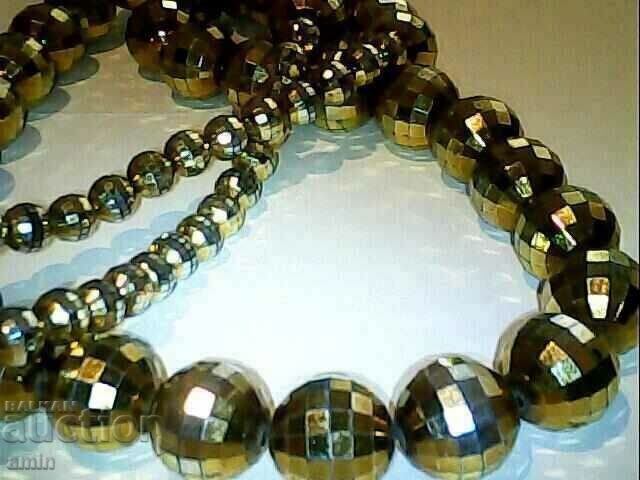 Auction beautiful necklace Auction beautiful necklace