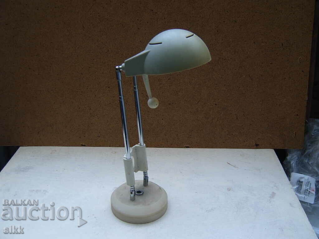 Table lamp for parts Table lamp for parts