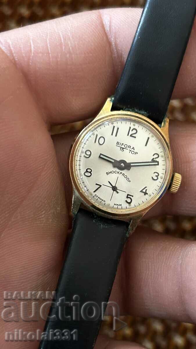 Позлатен дамски часовник Bifora 15 top работи, германия!