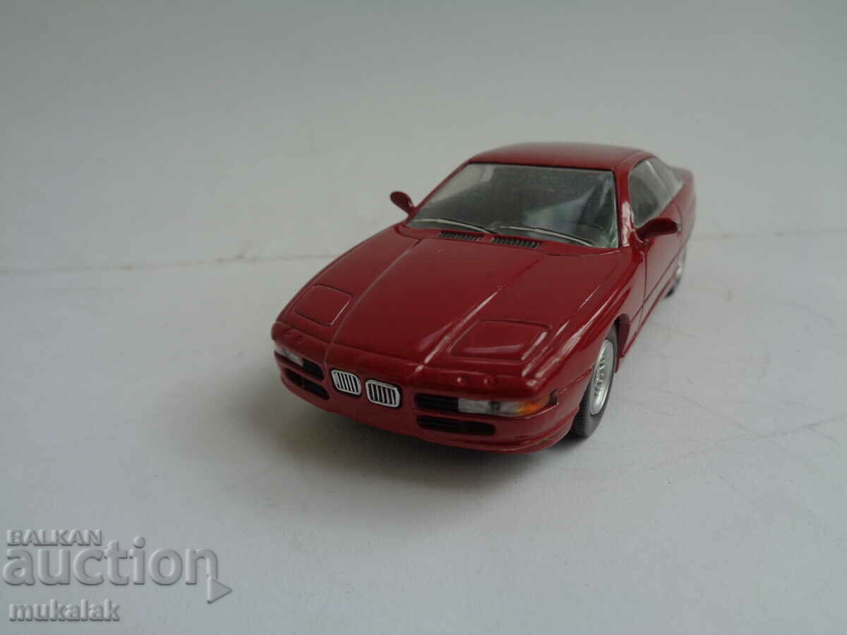 1:43 DEL PRADO BMW 850 MODEL DE JUCARIE CARUEU cu preț € 9.00 | 17.60 BGN
