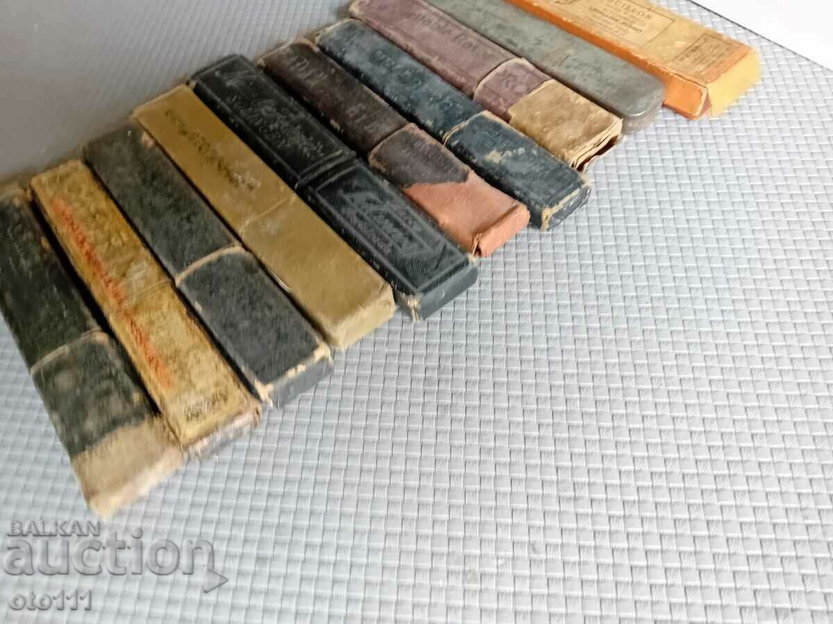 Delivery of RAZOR BOX - 10 pieces Delivery of RAZOR BOX - 10 pieces