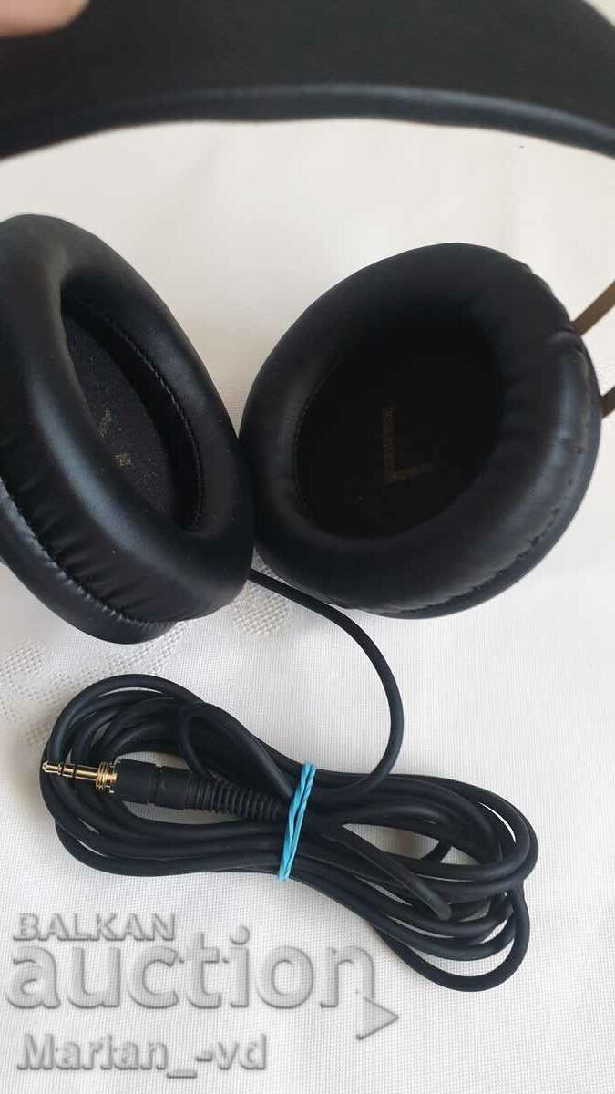 AKG K92 headphones - 7