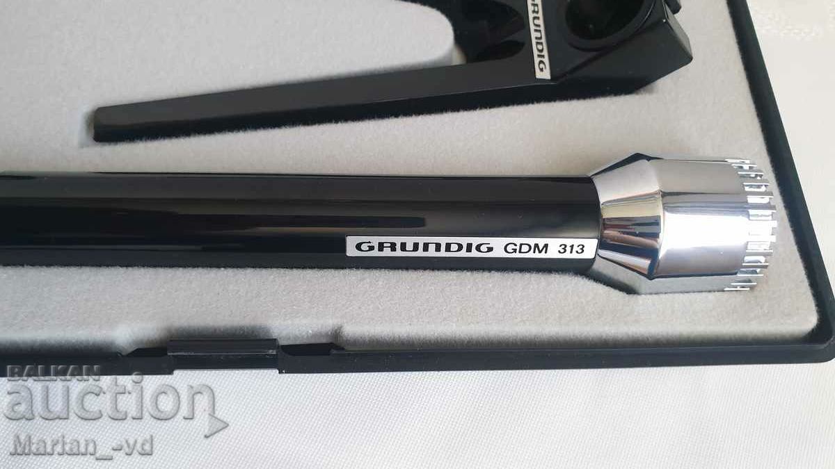Microfon Grundig GDM 313 cu preț 50.00 BGN | € 25.56 Microfon Grundig GDM 313 cu preț 50.00 BGN | € 25.56