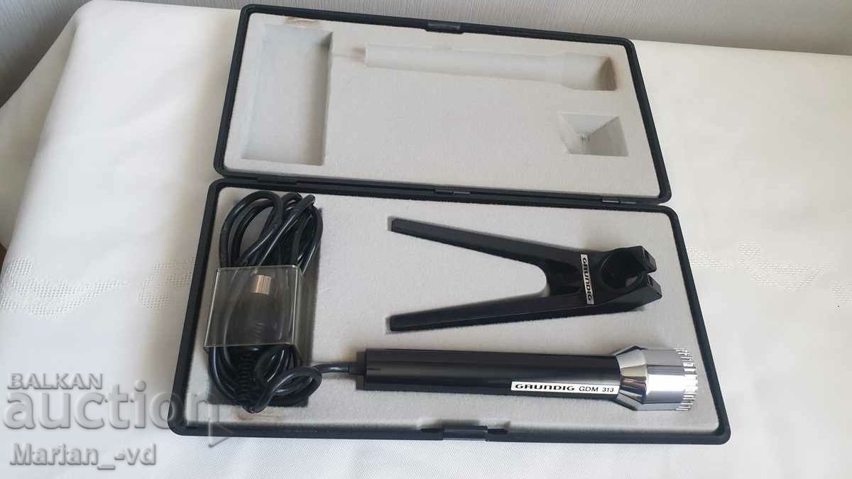 Grundig GDM 313 microphone