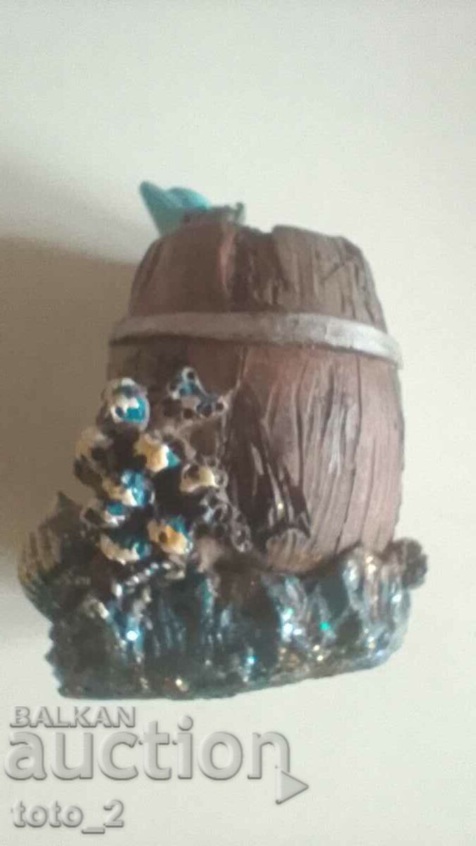 SOUVENIR CERAMICA - LATOR DE MARE cu preț € 2.10 | 4.11 BGN SOUVENIR CERAMICA - LATOR DE MARE cu preț € 2.10 | 4.11 BGN