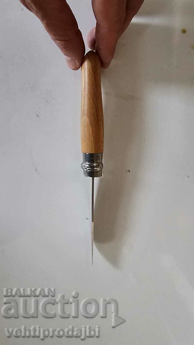 Auction Small knife OPINEL Auction Small knife OPINEL