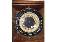 Old heavy marine marine compass in box