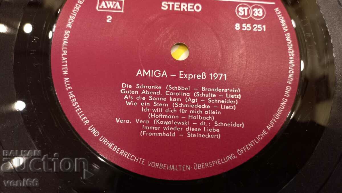 Auction Gramophone record - Express 1971 Auction Gramophone record - Express 1971
